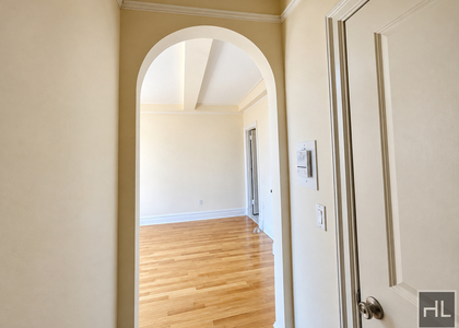 Second Avenue - Photo 1