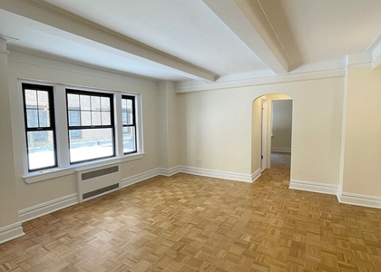 Christopher Street - Photo 1