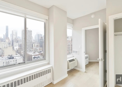 Second Avenue - Photo 1