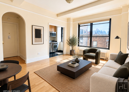 Second Avenue - Photo 1