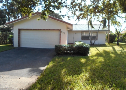 827 Nw 87th Avenue - Photo 1