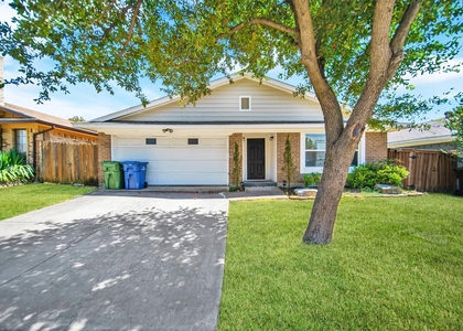2212 Sheraton Drive - Photo 1