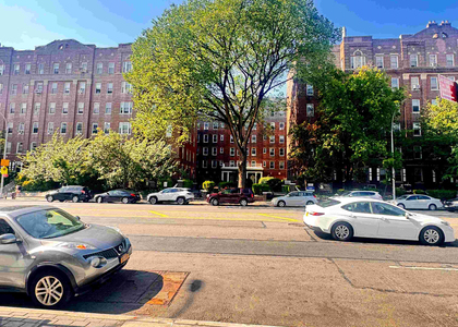141-25 Northern Boulevard Flus - Photo 1