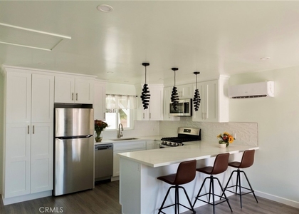6649 Dashwood Street - Photo 1