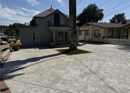 442 E Arrow - Photo 1