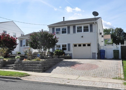 9 Florence Street - Photo 1