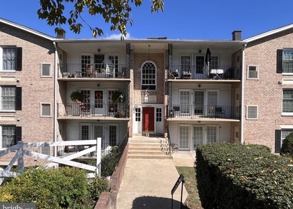 12705 Gordon Boulevard - Photo 1