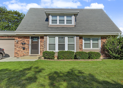 9290 N Courtland Drive - Photo 1