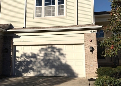 924 Elizabeth Drive - Photo 1