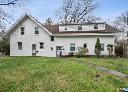 195 Riveredge - Photo 1