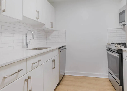  West 37th Street - Photo 1