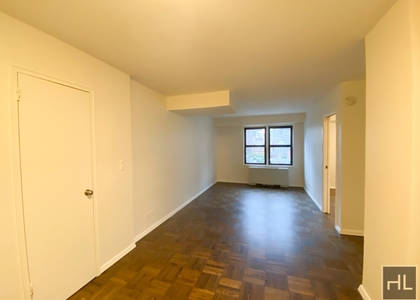 East 63 Street - Photo 1