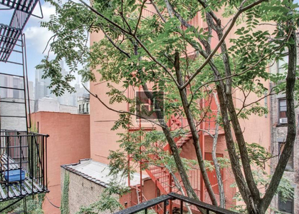 West 50 Street - Photo 1