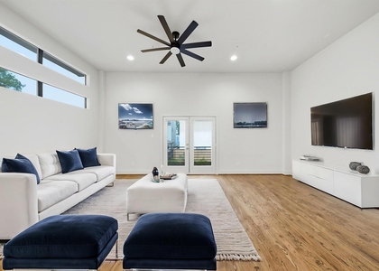 1215 Summer Street - Photo 1
