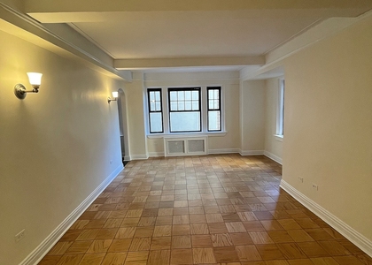 Christopher Street - Photo 1