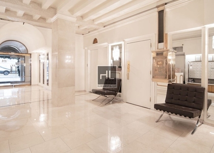 West 58th Street - Photo 1