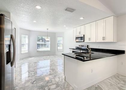 438 Jay Court - Photo 1