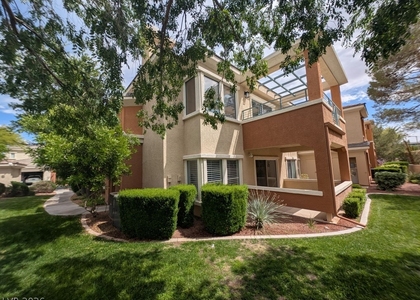 821 Glacier Peak Lane - Photo 1