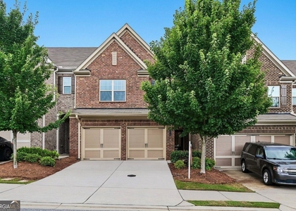 1208 Foxcroft Lane - Photo 1