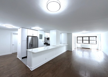 East 89th Street - Photo 1