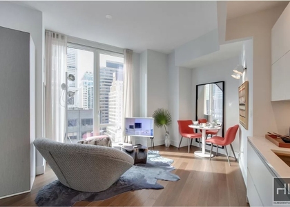East 44th Street - Photo 1