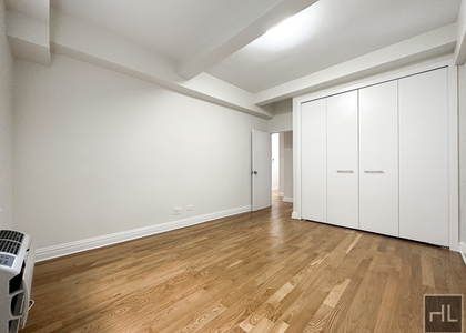 West 16 Street - Photo 1