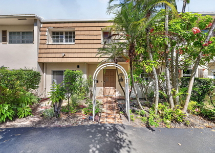3107 N Palm Aire Drive - Photo 1