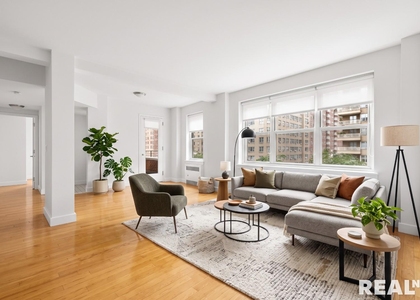 Park Ave - Photo 1