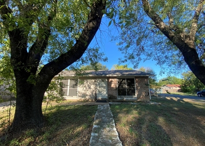 2402 Dove Springs Dr - Photo 1