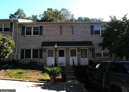 10 Cavendish Drive - Photo 1