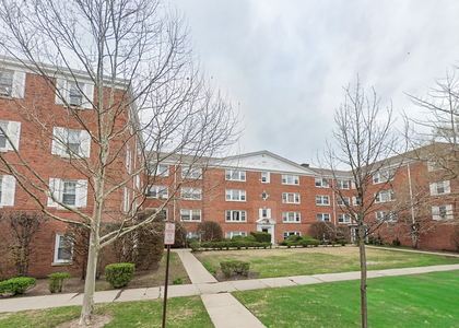 1219 W Harvard Terrace - Photo 1