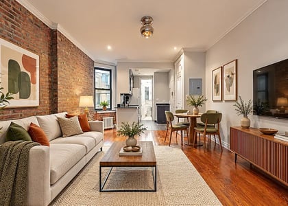 212 East 25th Street - Photo 1