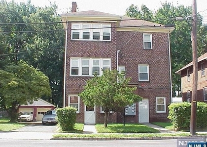 178 Warren - Photo 1