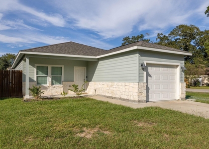 2921 4th - Photo 1