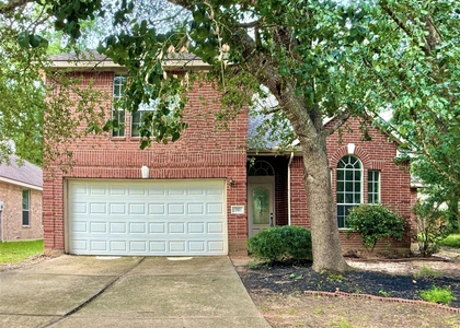 110 S Merryweather Circle - Photo 1