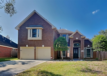 826 Featherbrook Court - Photo 1