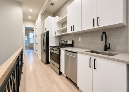 781 Hart Street - Photo 1