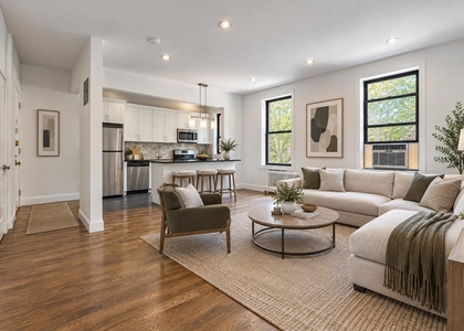 165 Pinehurst Avenue - Photo 1