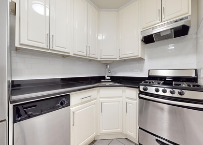 East 16th Street - Photo 1