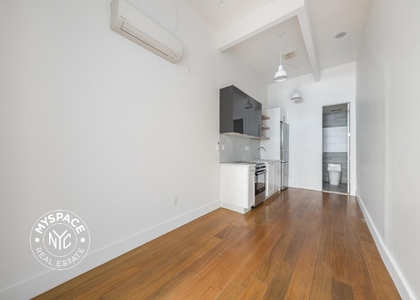 228 Kingsland Avenue - Photo 1