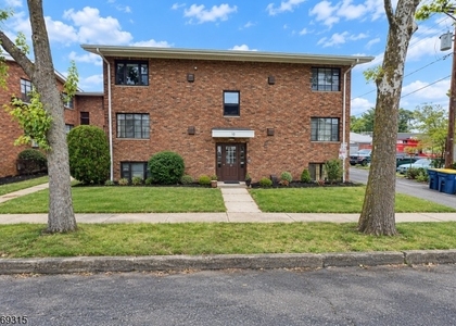 10 Washington St - Photo 1
