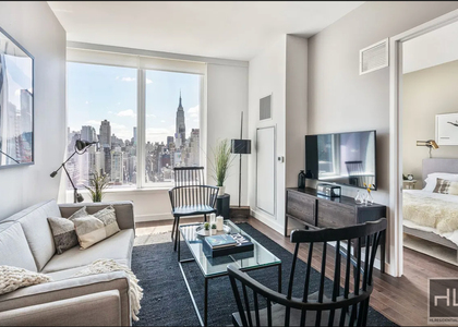 West 36th Street - Photo 1