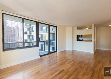 West 48 Street - Photo 1