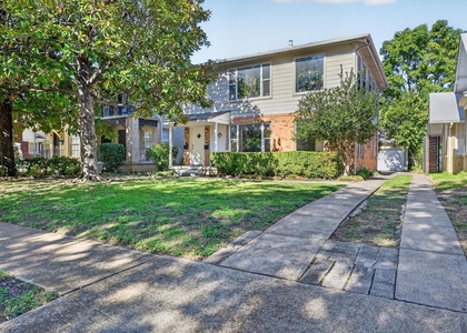 5925 Victor Street - Photo 1