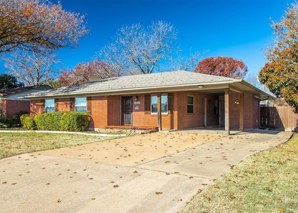 1811 Ferris Avenue - Photo 1