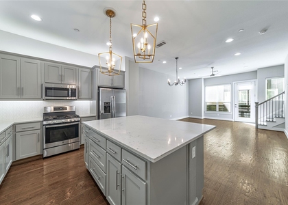 4910 Live Oak Street - Photo 1