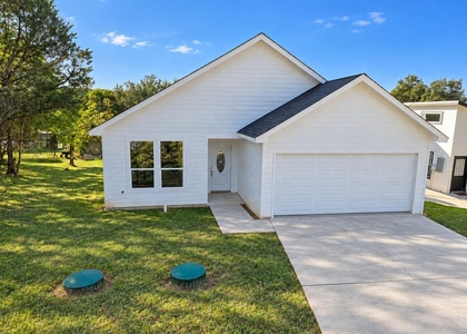 928 Apache Ridge Road - Photo 1