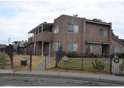 1094 N Verde Avenue - Photo 1