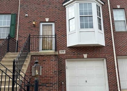 43115 Forest Edge Square - Photo 1