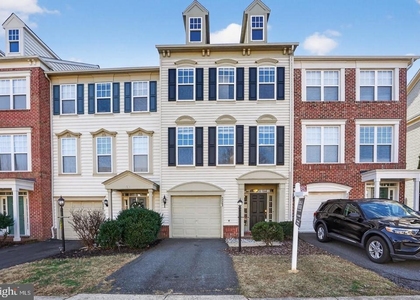 43265 Sunderleigh Square - Photo 1